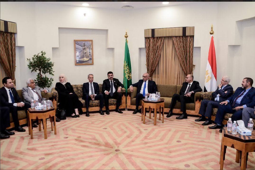 0e35e958-9de2-4a4f-94a0-694010e784fd