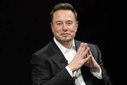 إيلون ماسك يقترب من نادي التريليون.. 