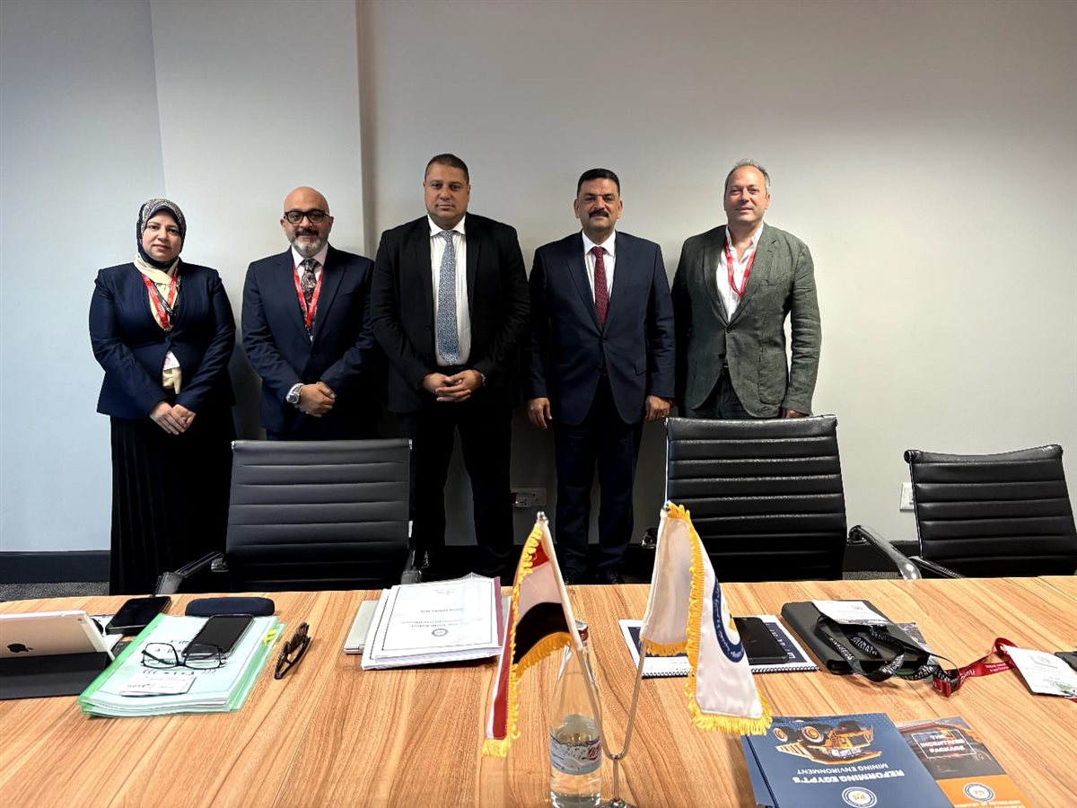 وفد وزارة البترول والثروة المعدنية يواصل مباحثاته في مؤتمر التعدين الافريقى
