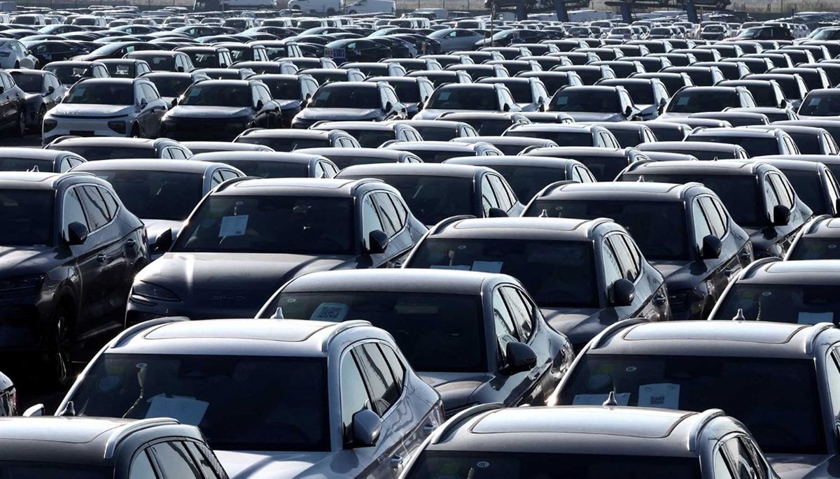 انخفاض مبيعات السيارات في الصين 19.5% خلال يناير