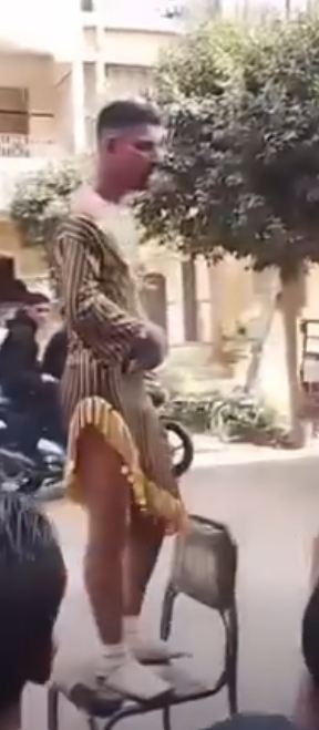 إجبار شاب على ارتداء بدلة رقص في القليوبية