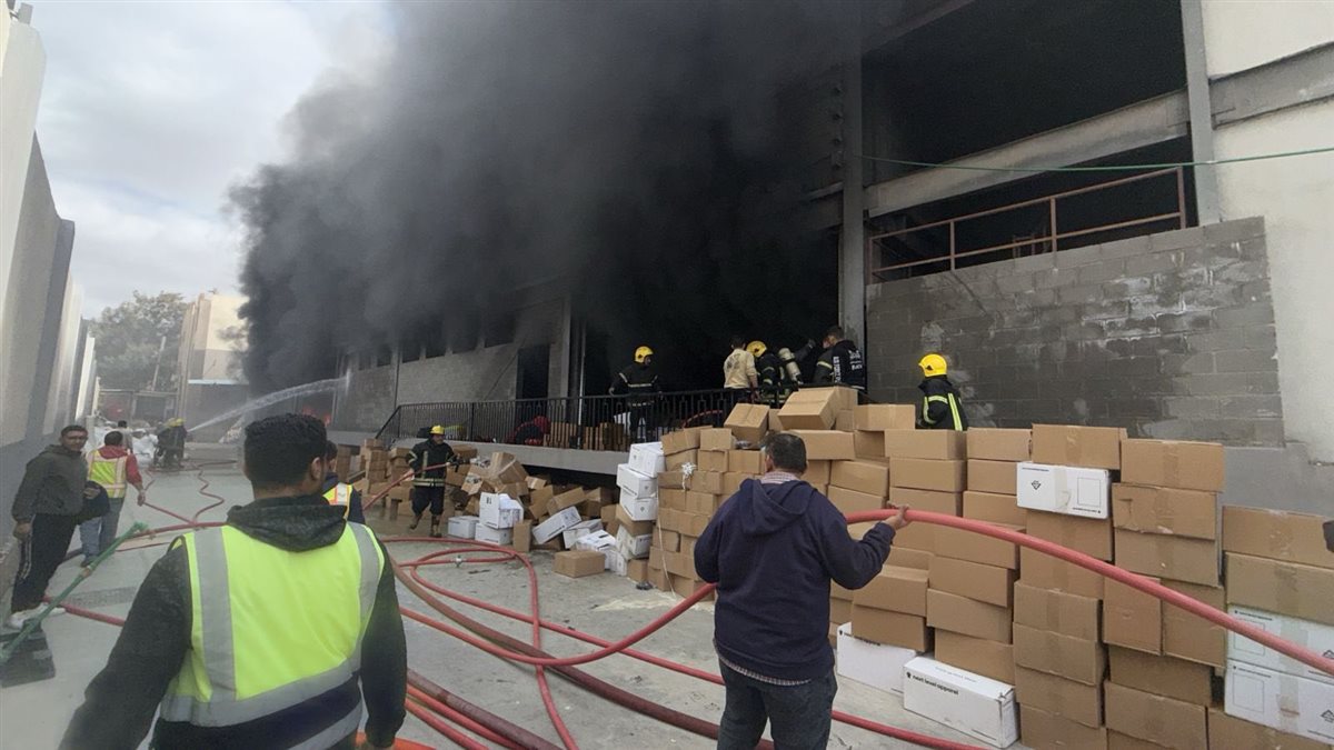 حريق مصنع ملابس بأكتوبر