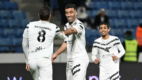 مهاجم الشباب عبدالرزاق حمدالله&nbsp;