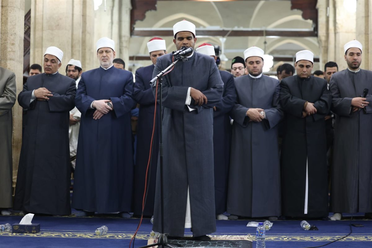 الأزهر يقدِّم الطالب أحمد زكي فوزي لإمامة المصلين في الليلة الرابعة من رمضان