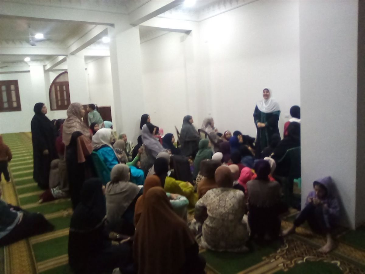 واعظات الأوقاف يواصلن دروس التراويح بعدد من المحافظات