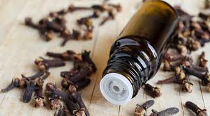 زيت القرنفل&nbsp;