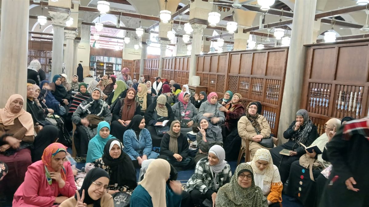 “ملتقى الأزهر بلغة الإشارة” يحيي ذكرى العاشر من رمضان ويؤكد: حب الوطن عبادة