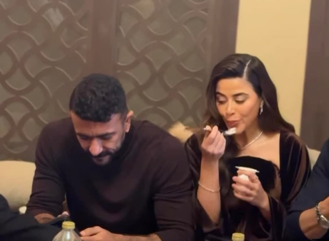 أحمد العوضي ويارا السكري