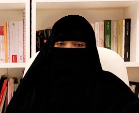 الروائية السعودية فاطمة عبد الله الدوسري
