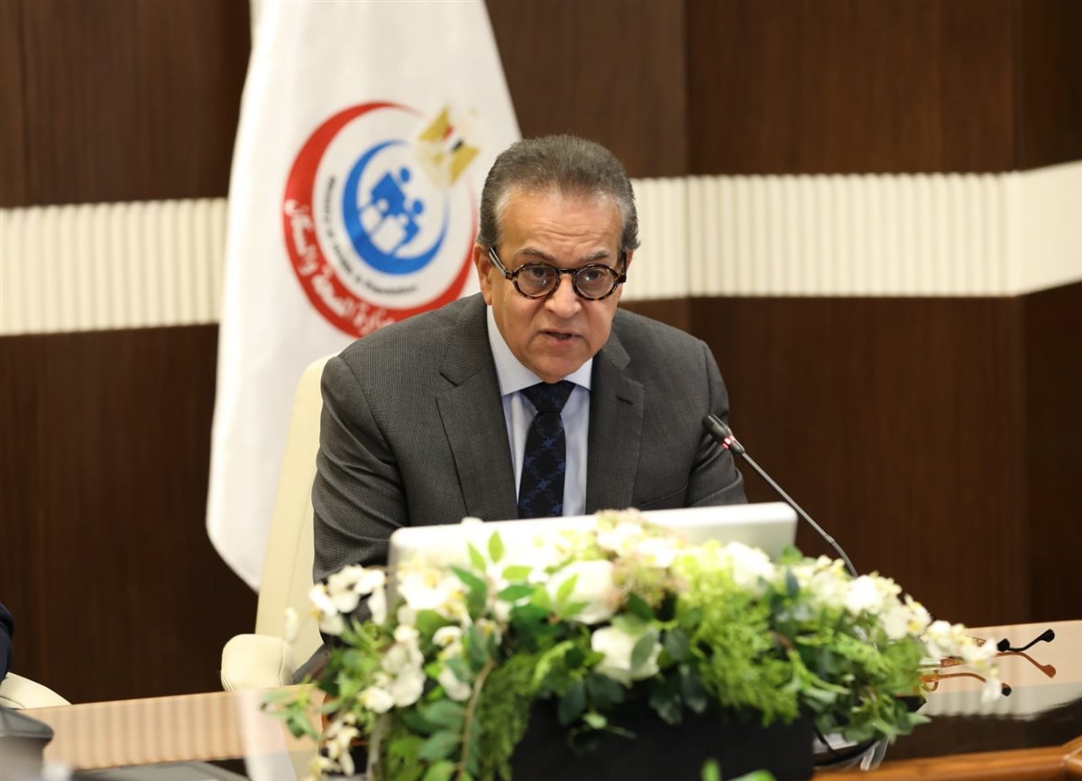 خالد عبدالغفار وزير الصحة