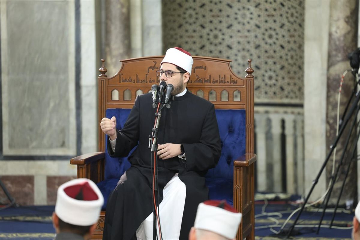درس التراويح بالجامع الأزهر: رمضان مدرسةً إيمانية يتعلّم فيها المسلم معاني الإخلاص