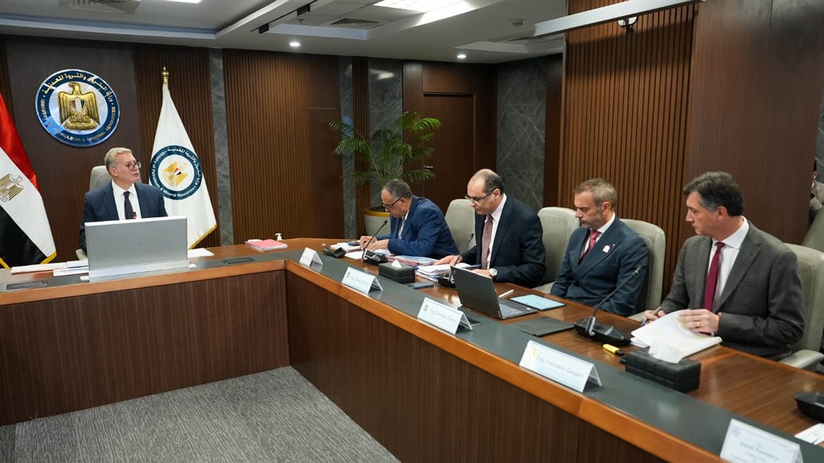 البترول : برنامج لتعظيم الاستفادة من موارد حقل ظهر بالتعاون مع شركاء الاستثمار