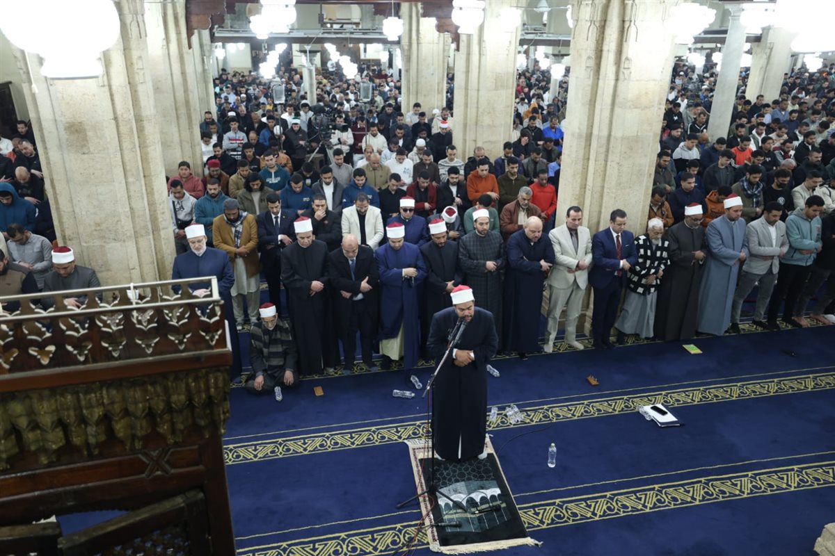 &nbsp;صلاة العشاء والتراويح بالجامع الأزهر