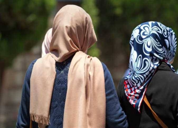 <strong>أدلة وجوب الحجاب</strong>