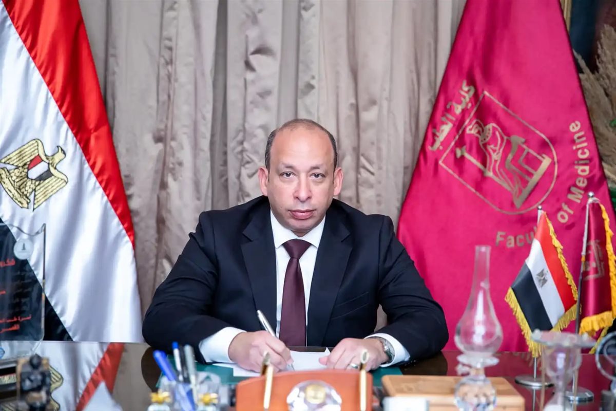 حسام صلاح عميد طب قصر العيني&nbsp;