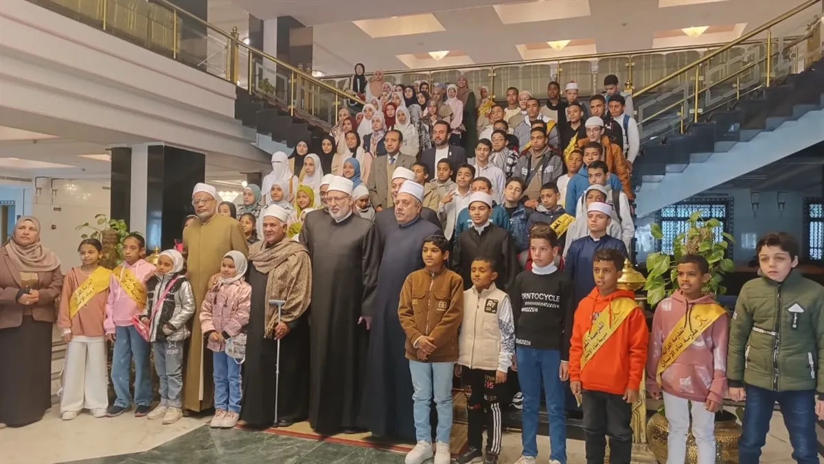 وكيل الأزهر ورئيس قطاع المعاهد الأزهرية يتابعان التصفيات النهائية لمسابقة الأزهر للقرآن الكريم والسنة النبوية