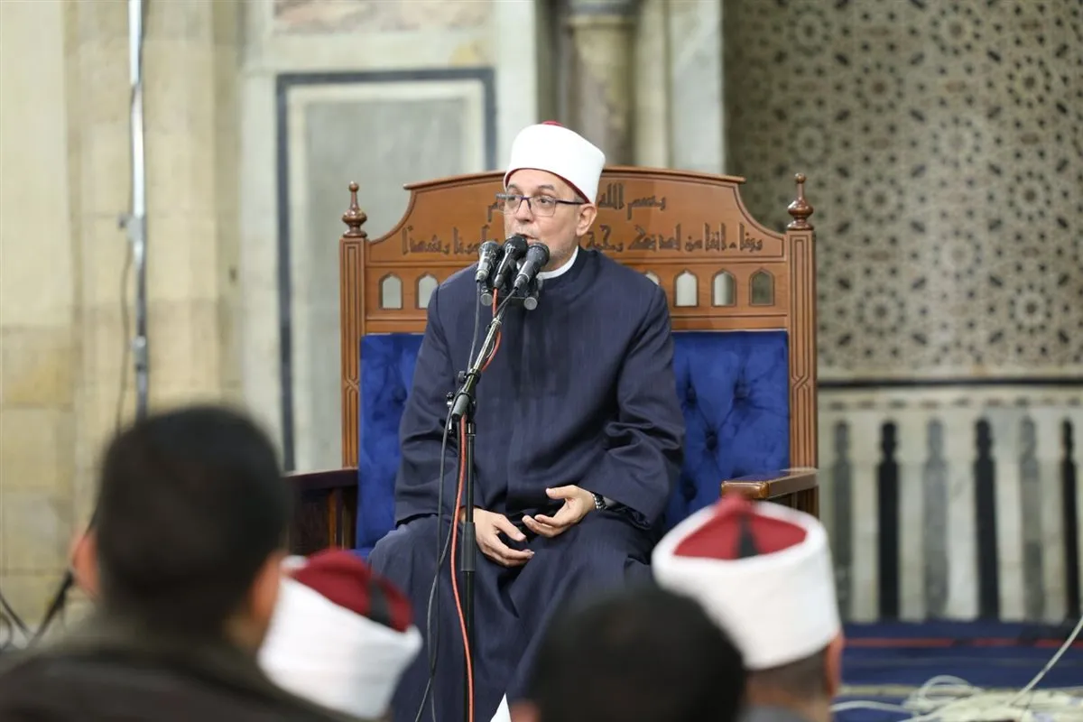 درس التراويح بالجامع الأزهر: الذكر والاستغفار طريق القرب من الله وتحقيق البركة&nbsp;