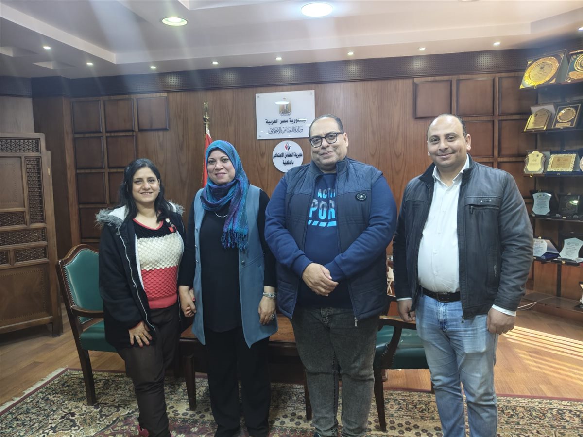 وكيل تضامن الدقهلية خلال استقبال وفد الهيئة الإنجيلية القبطية للخدمات الاجتماعية&nbsp;