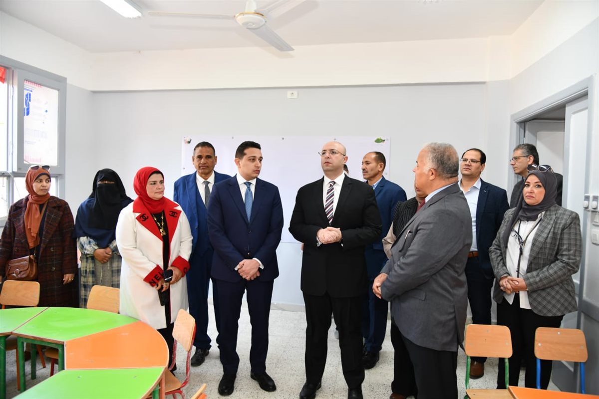 1000465671