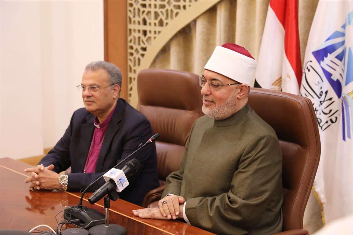 مفتي الجمهورية يستقبل رئيس الطائفة الإنجيلية والوفد المرافق له للتهنئة بعيد الفطر