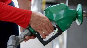 أسعار الديزل الأمريكي تقفز فوق 5 دولارات للغالون