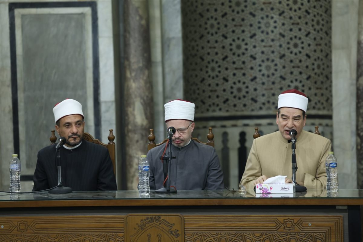 ملتقى الأزهر بعد صلاة التراويح يناقش آداب العيد في الإسلام