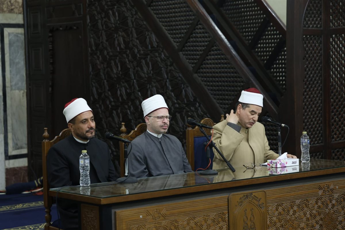ملتقى الأزهر بعد صلاة التراويح يناقش آداب العيد في الإسلام