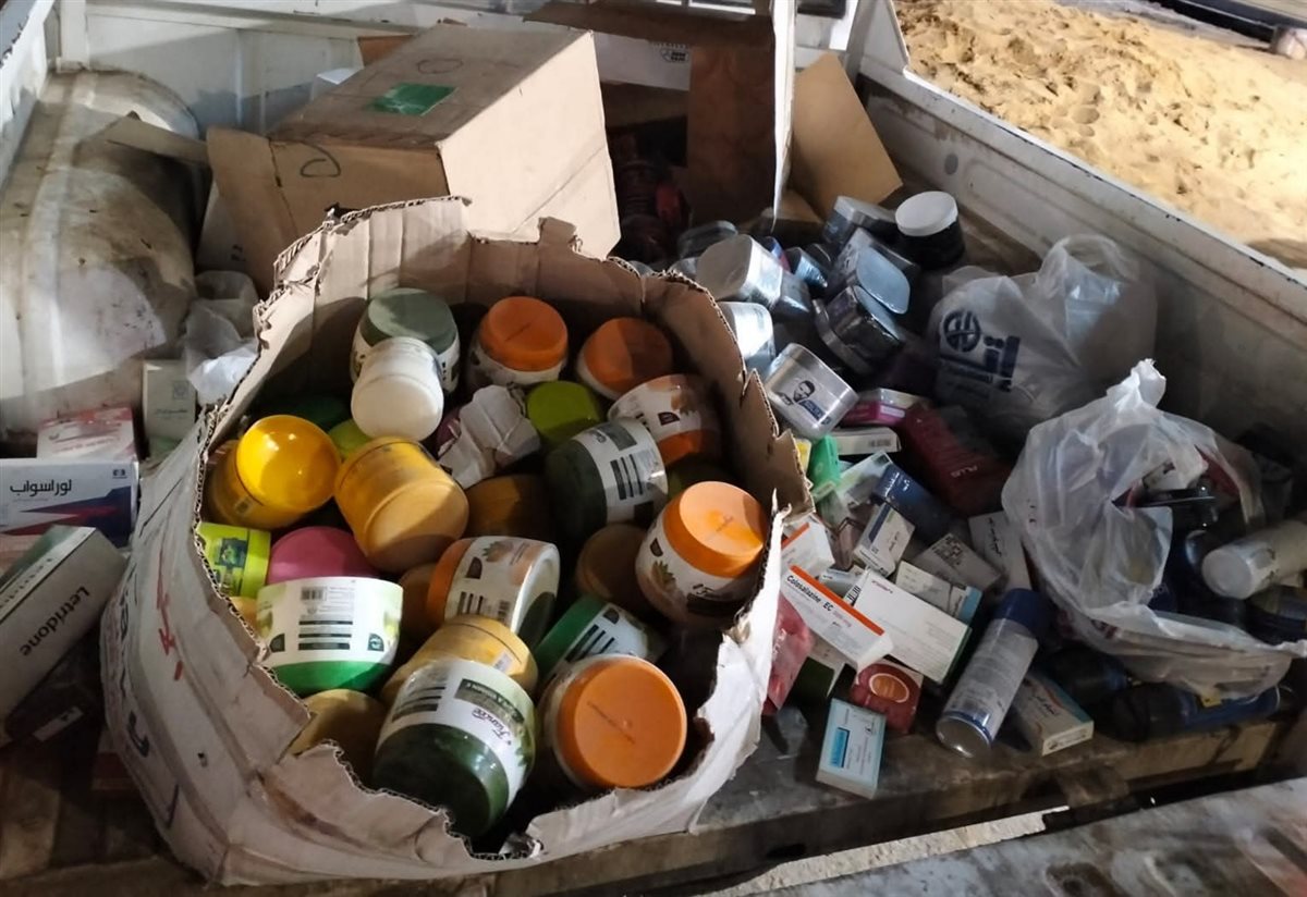 مستحضرات تجميل منتهية الصلاحية&nbsp;