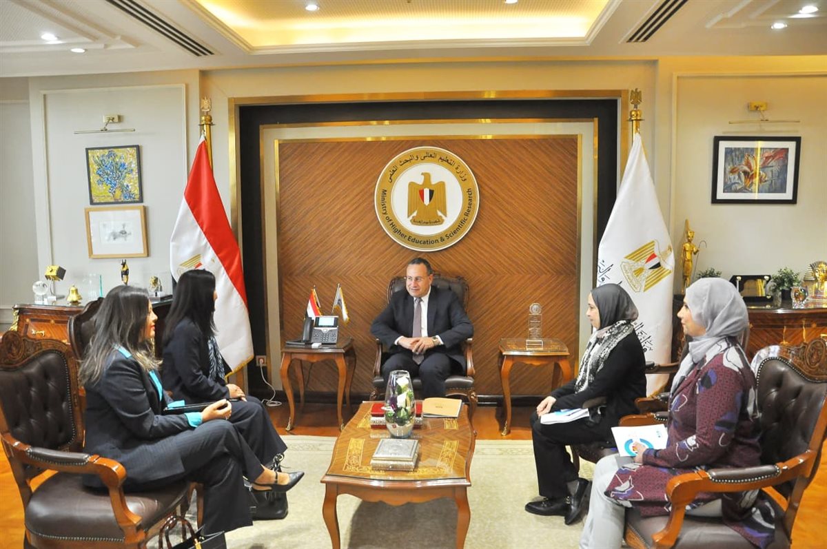 لقاء وزير التعليم العالي وممثل الأمم المتحدة&nbsp;