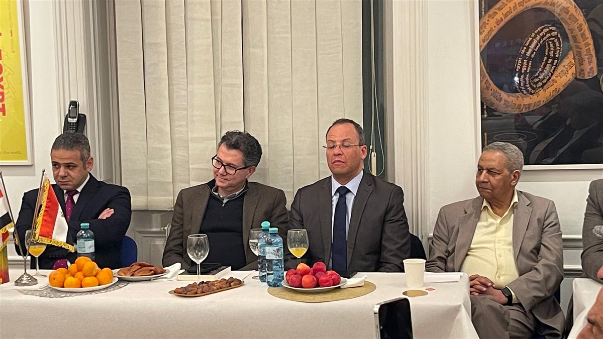 مدير عام شئون المساجد يستعرض التجربة المصرية في التعايش السلمي