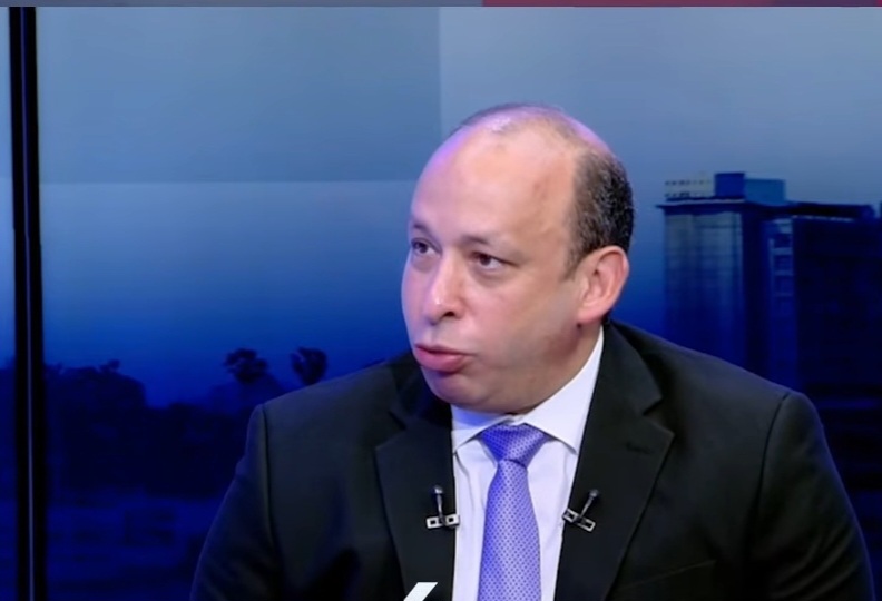 حسام صلاح مراد عميد قصر العيني&nbsp;