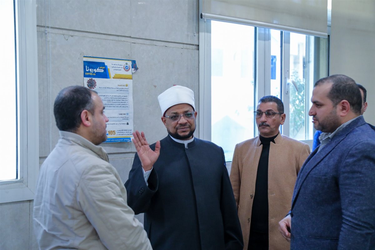 أمين البحوث الإسلامية يتفقد إدارات المجمع لمتابعة سير العمل بعد إجازة العيد