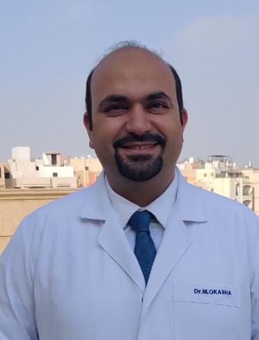 الكاتب الدكتور محمود عكاشة