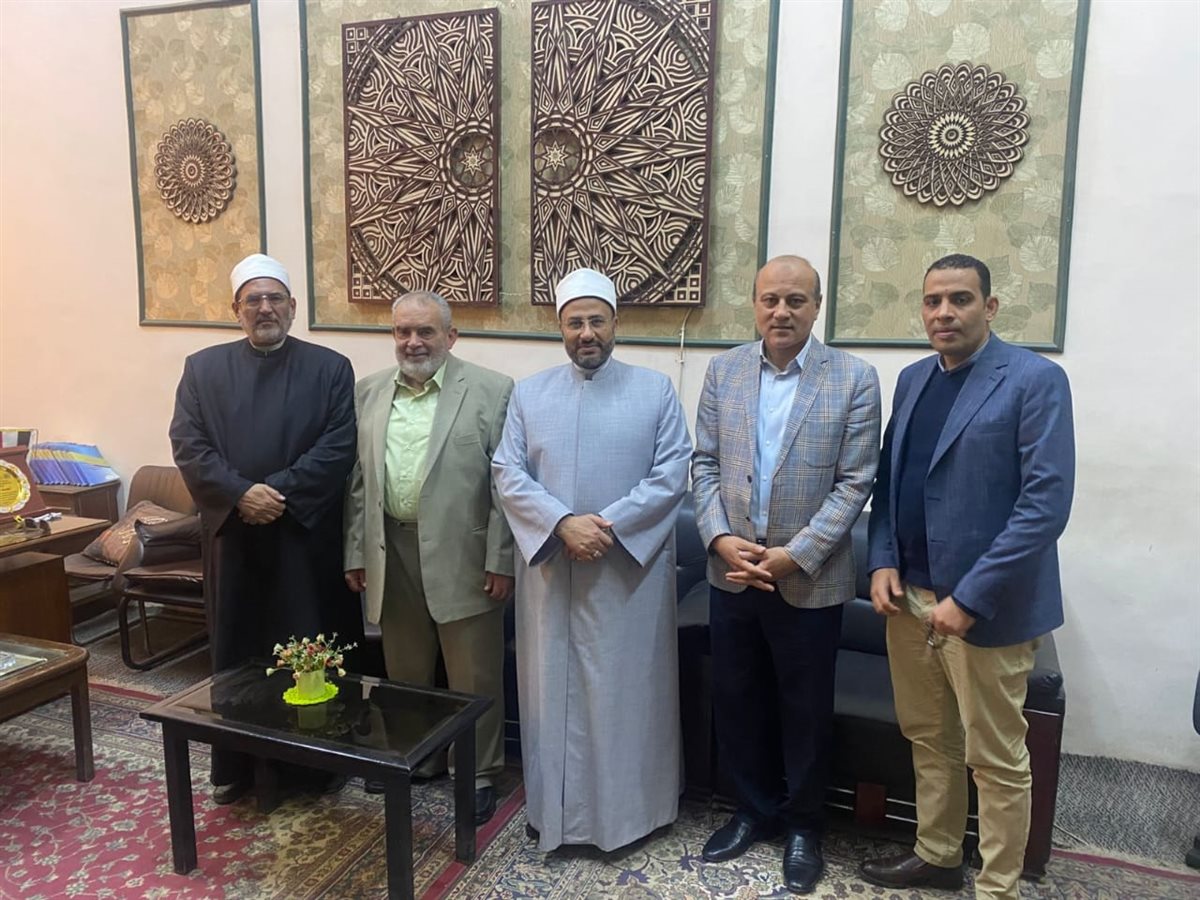 محمود الهواري: الأسرة تمثِّل حجر الأساس في بناء المجتمعات واستقرارها