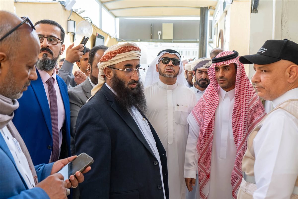 وزير الأوقاف اليمني يتفقد مخيمات الحجاج&nbsp;