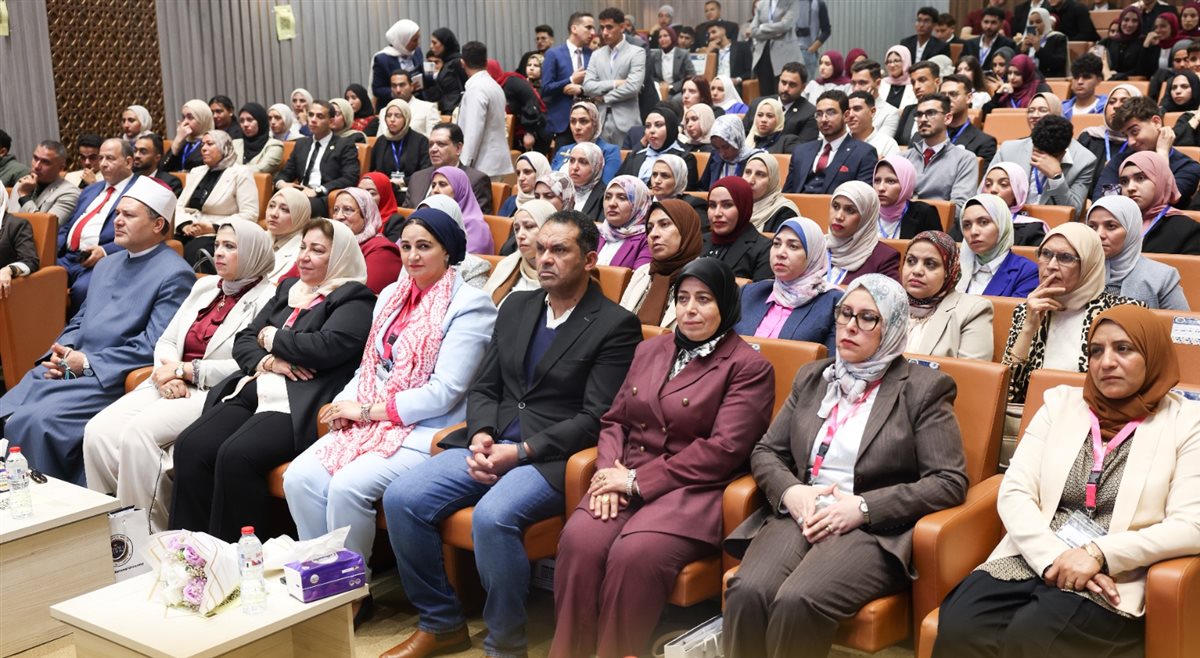حضور مكثف لفعاليات المؤتمر