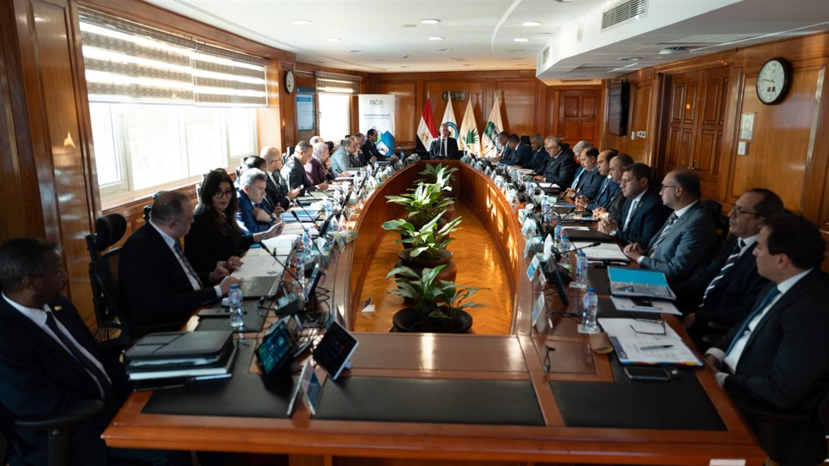 وزير البترول يشهد أعمال الجمعية العامة لشركة فجر المصرية للغاز الطبيعي