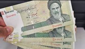 الريال الإيراني يتراجع إلى مستوى تاريخي جديد بسبب الحصار الأمريكي