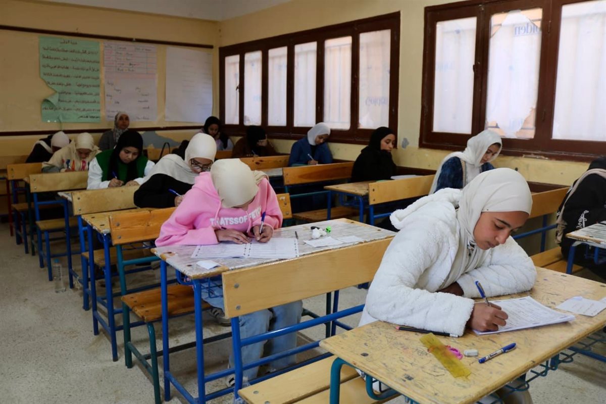 امتحانات المدارس