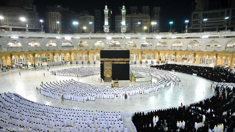 &nbsp;حكم الحج عن الغير قبل أداء الفريضة