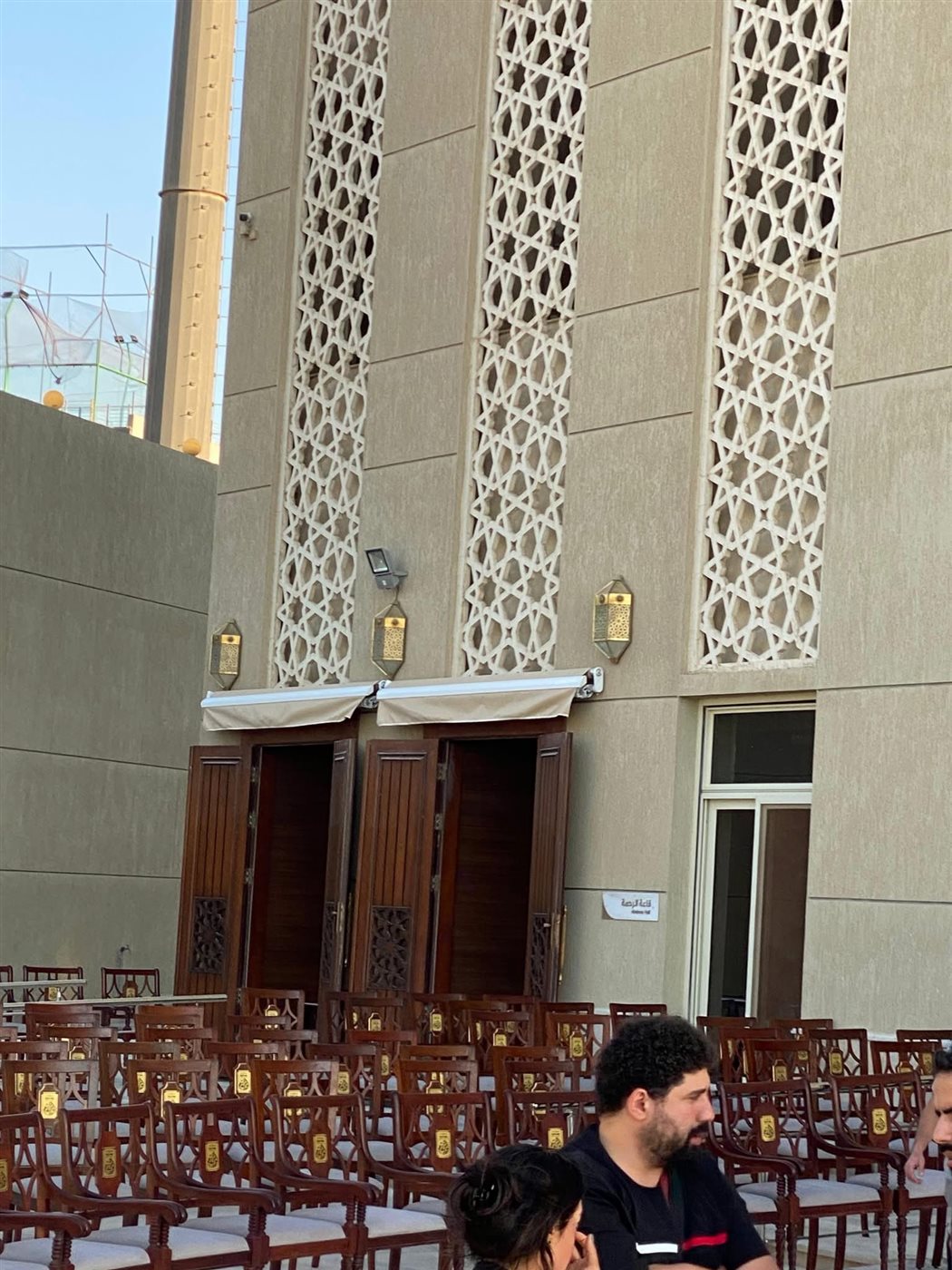 عزاء الفنان هاني شاكر