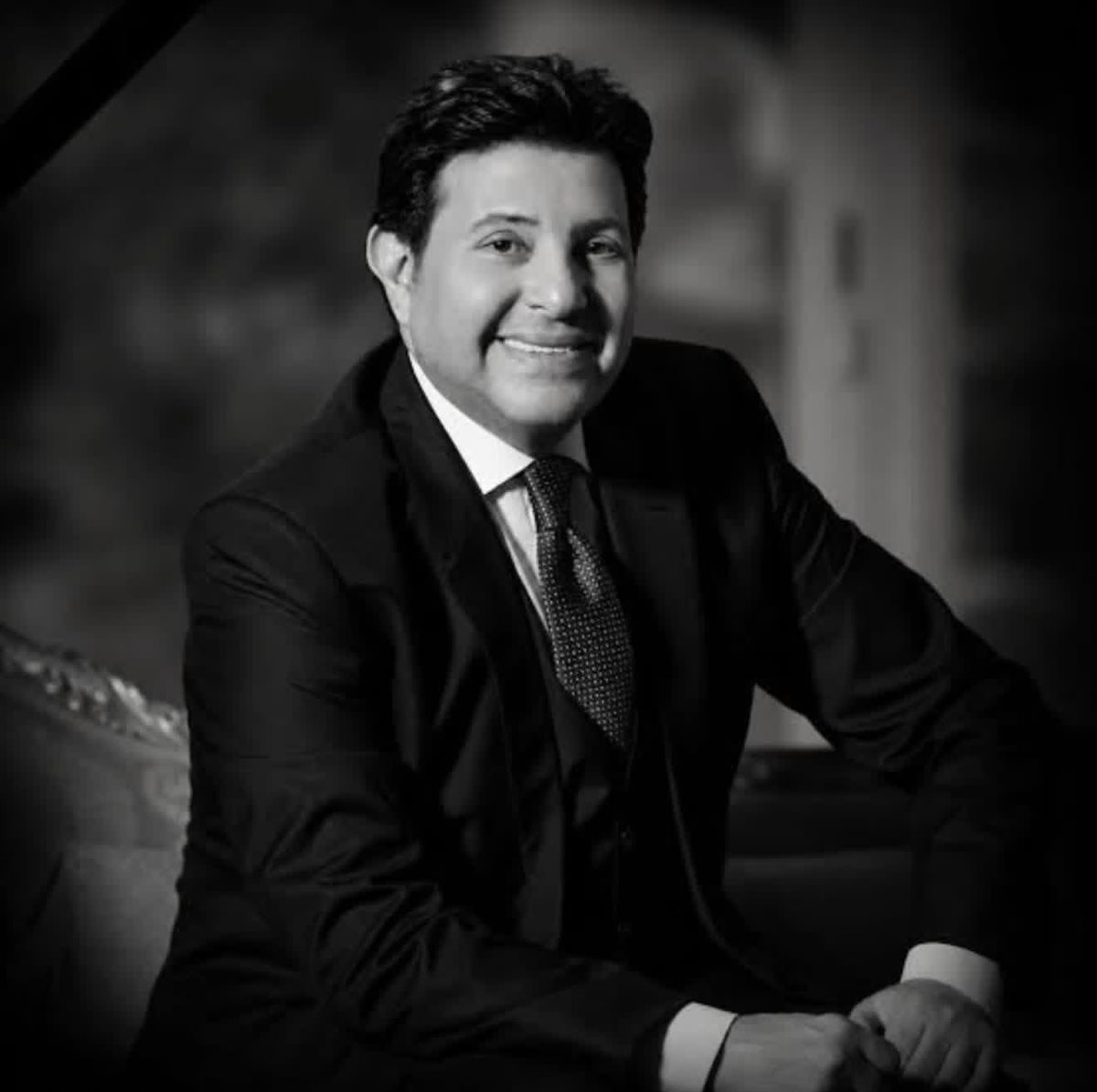 الفنان هاني شاكر