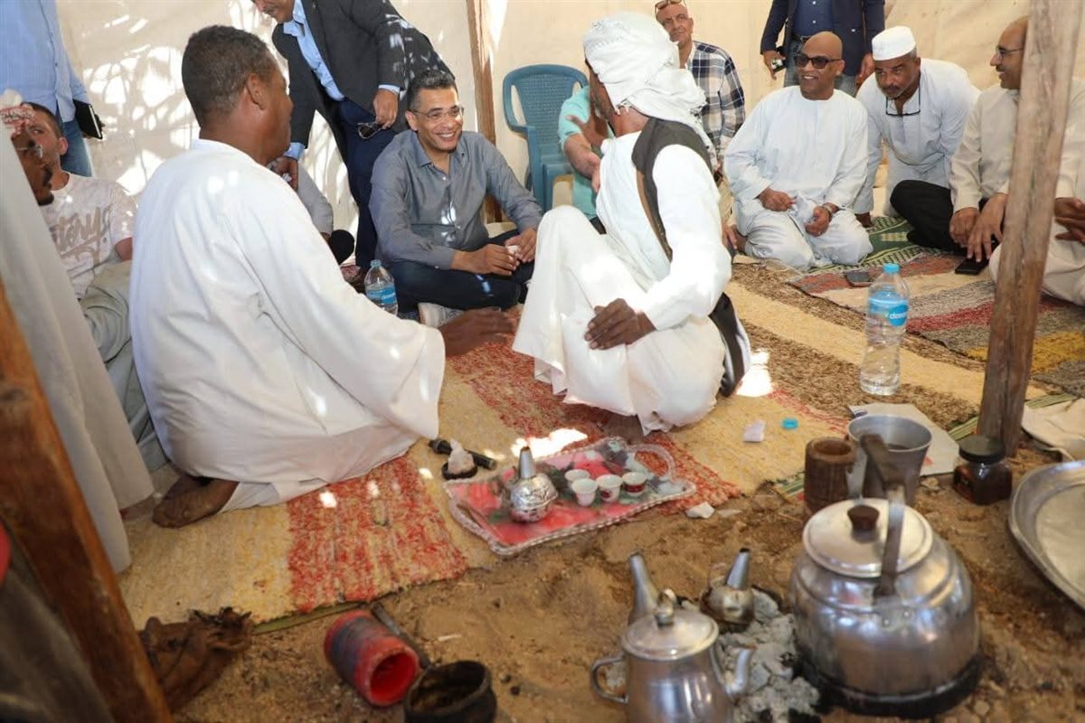 اللقاء