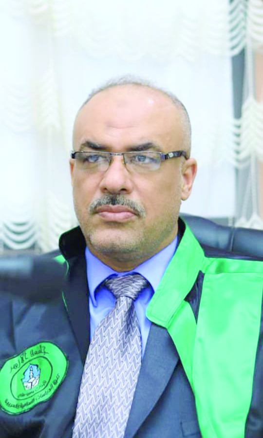 الدكتور محمد عمر أبو ضيف عميد كلية الدراسات الإسلامية والعربية سابقًا