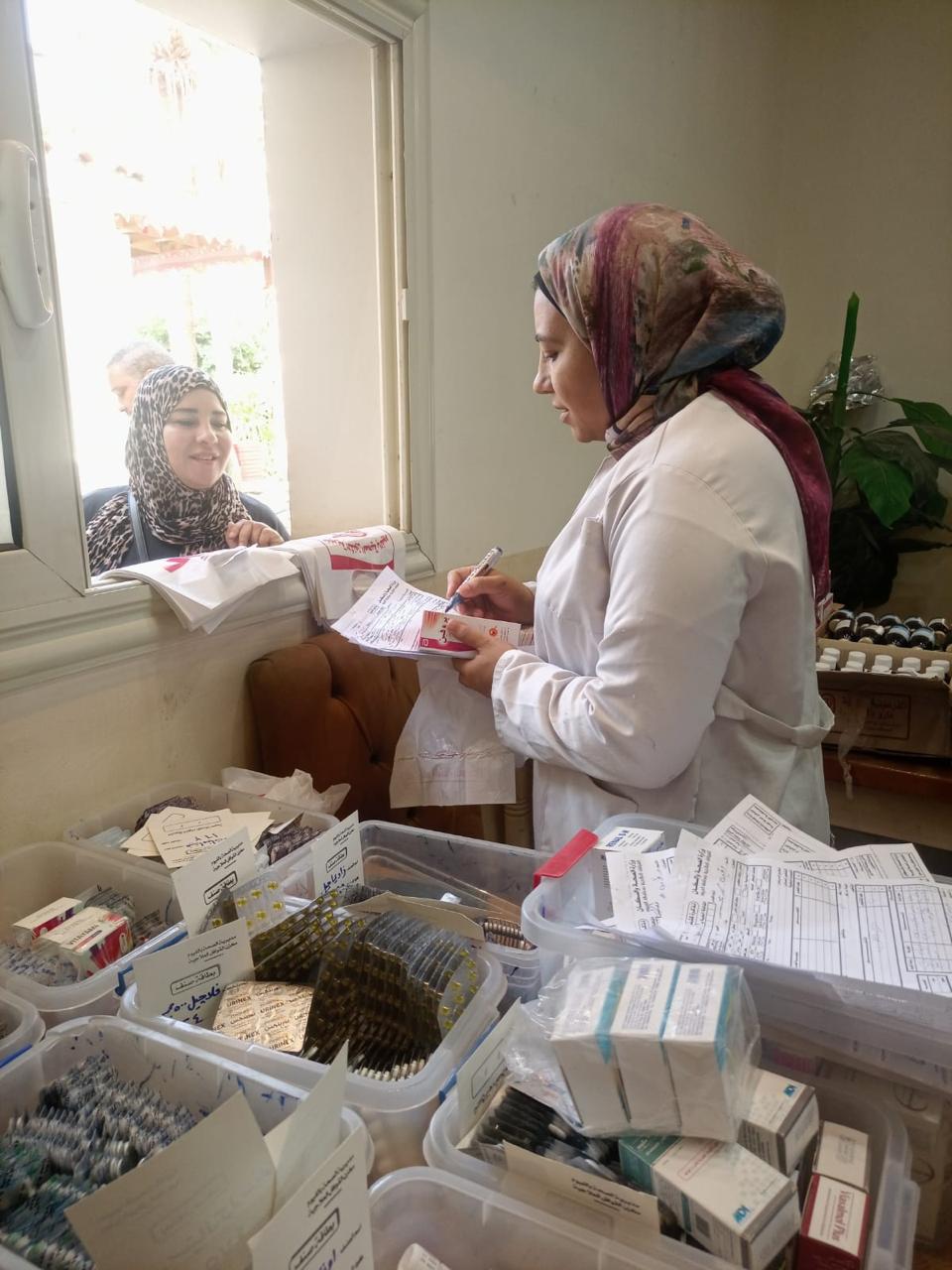 1000543384