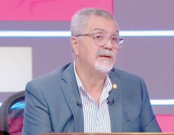 الدكتور مهدى عفيفى المحلل السياسى وعضو الحزب الديمقراطى الأمريكى