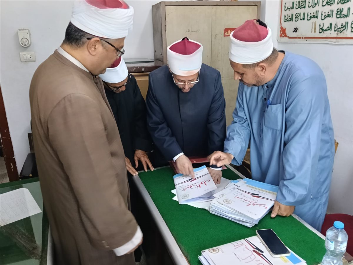 لجنة من الأوقاف تتفقد الأداء الإداري والدعوي بمديرية أوقاف القليوبية