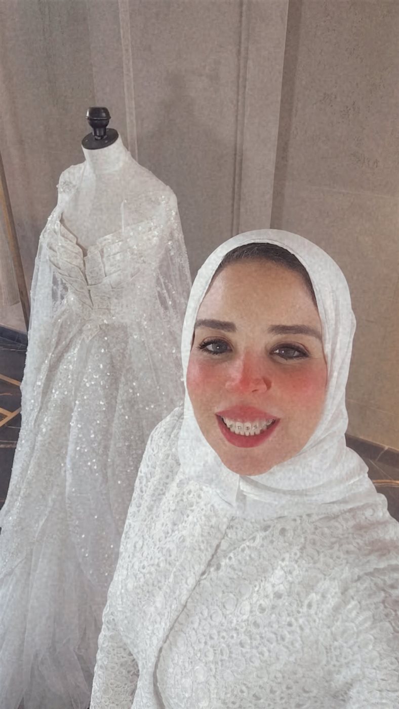 عرض ازياء فريدة تمرازا