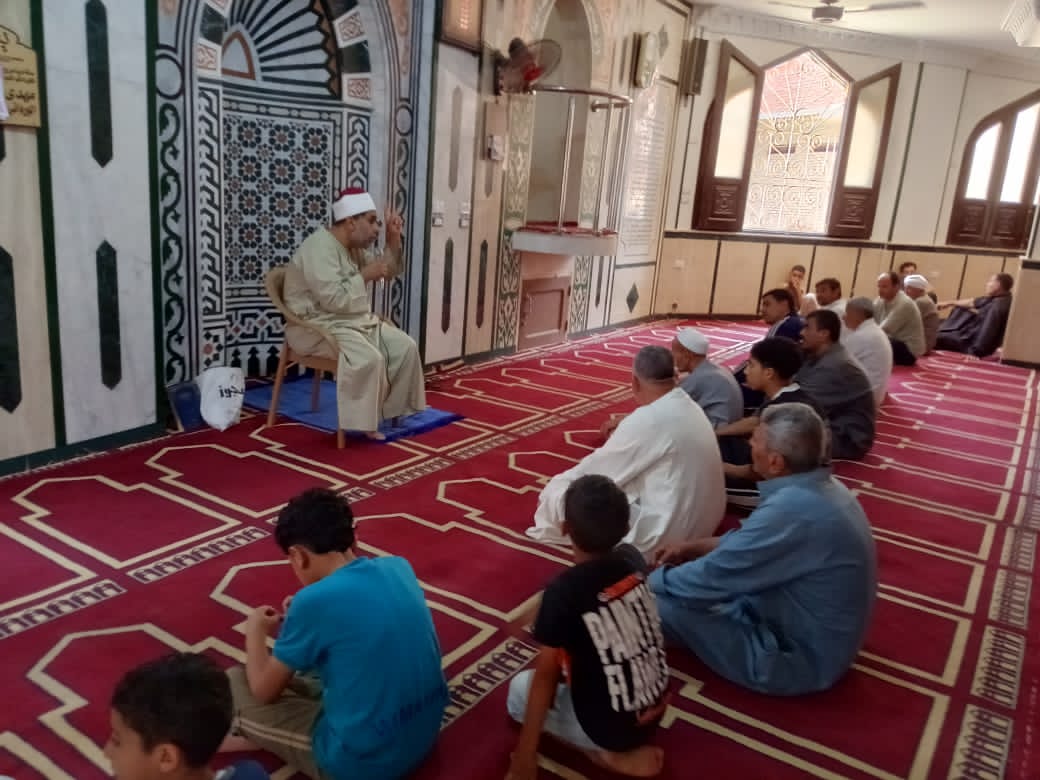 الأوقاف تواصل فعاليات برنامج المساجد المحورية وتناقش خطورة الغش في الامتحانات