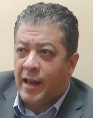 الدكتور أحمد النقيب